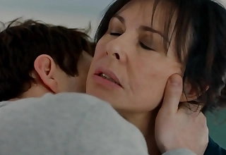 Julie graham with an increment of nico mirallegro