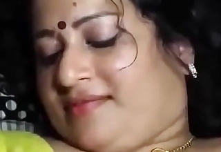 homely aunty  plus neighbour uncle almost chennai having sex