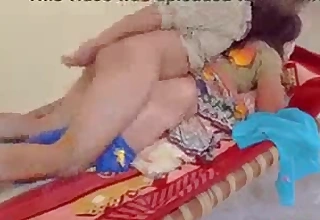 Desi girlfriend fucked by her boyfriend in woodland