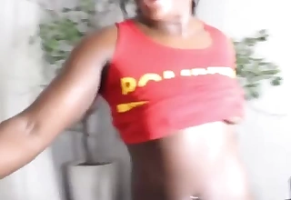 Seduzindo gostoso o novinho