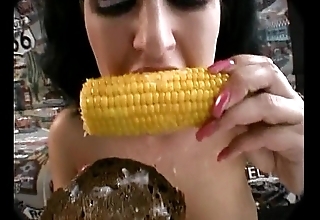 Cum mainly feed - corn cob cum